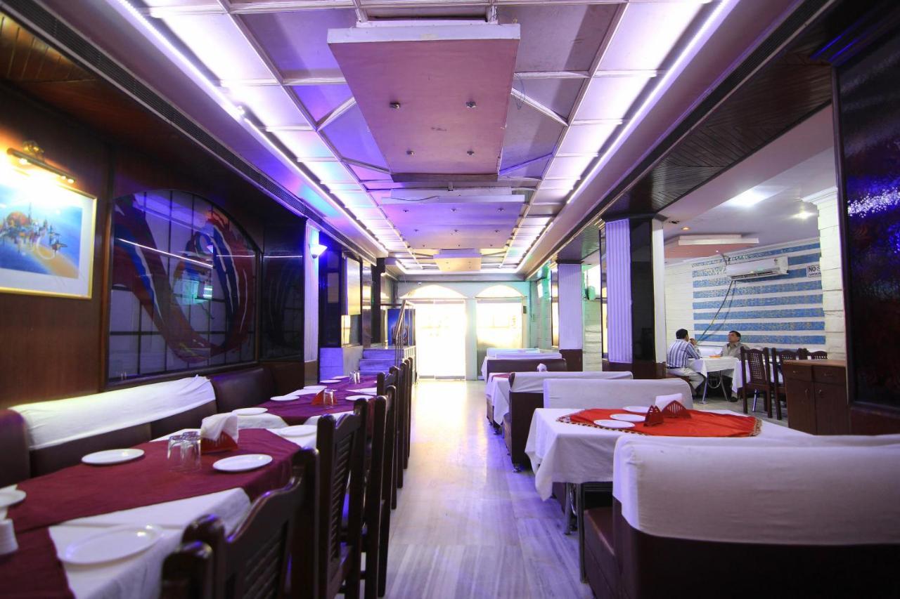 Oyo 2569 Hotel Paradise Kanpur Exterior photo